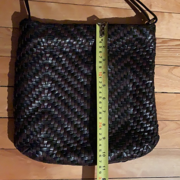 Leather crossbody bag - Picture 12 of 16